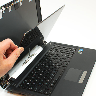 Ganti LCD